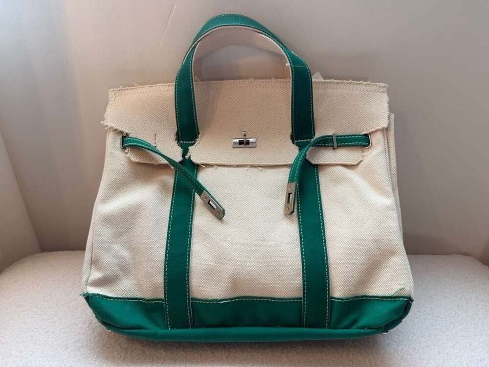 Viral Boatkin Tote Boat Bag Green with Silver Clasps